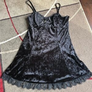 Hot Topic Black Velvet Lace Dress